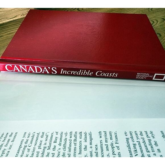 National Geographic: Canada's Incredible Coasts by Donald J. Crump (1993) - Picture 7 of 11
